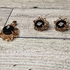 Vtg Lindenwold Black, Rhinestone & Gold Tone Oval Pendant & Matching Earrings